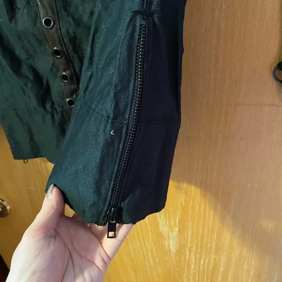 Salvage jacket - Picture 6 of 9